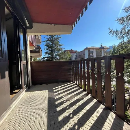 Lumineux A Pra-loup, Proche Pistes Et Commerces, Avec Parking Prive Et Box A - Fr-1-165a-186 Apartment
