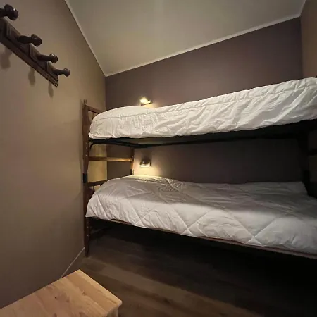 Apartment Lumineux A Pra-loup, Proche Pistes Et Commerces, Avec Parking Prive Et Box A - Fr-1-165a-186